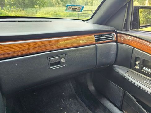 Used 1998 Cadillac Eldorado Touring w/ Safety/Security Pkg image 12