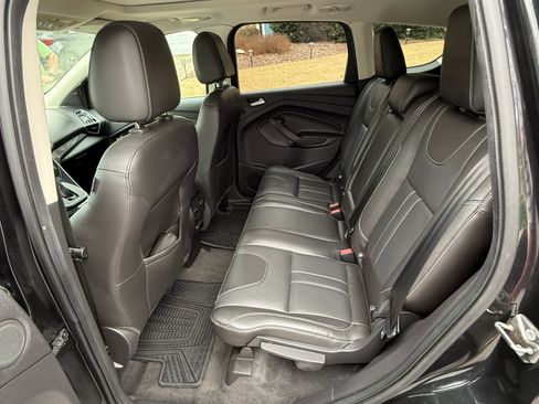 Used 2013 Ford Escape Titanium w/ Parking Technology Pkg image 21