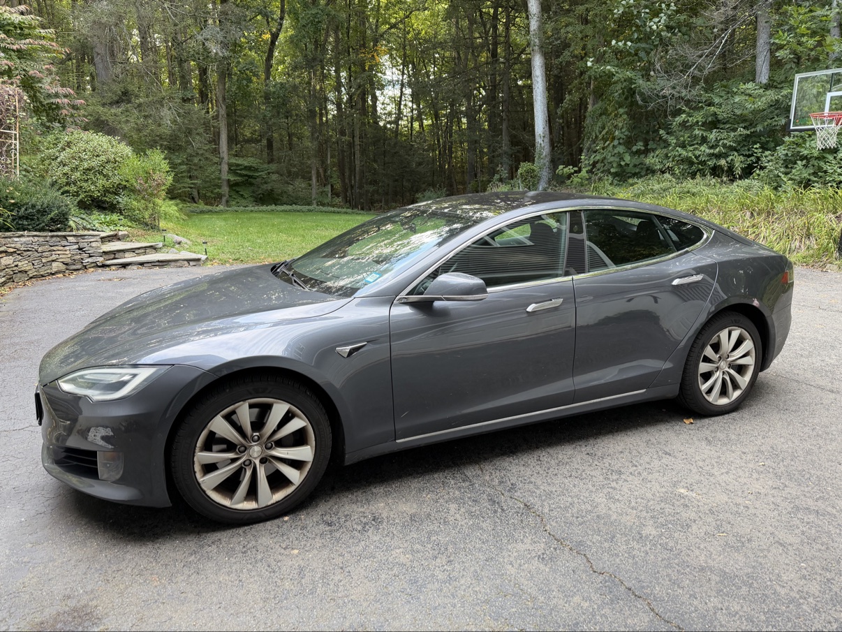 Used 2017 Tesla Model S 100D AWD/4WD image 11