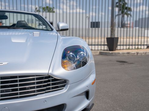 Used 2011 Aston Martin DBS Volante RWD image 20