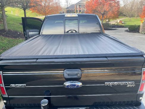 Used 2013 Ford F150 Raptor w/ Luxury Equipment Group image 6