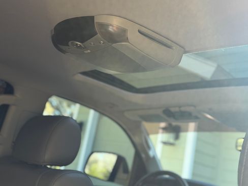 Used 2016 Toyota Sequoia SR5 image 14