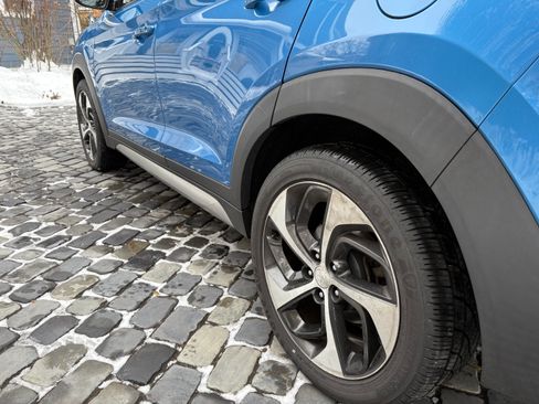 Used 2017 Hyundai Tucson Sport w/ Cargo Package image 10