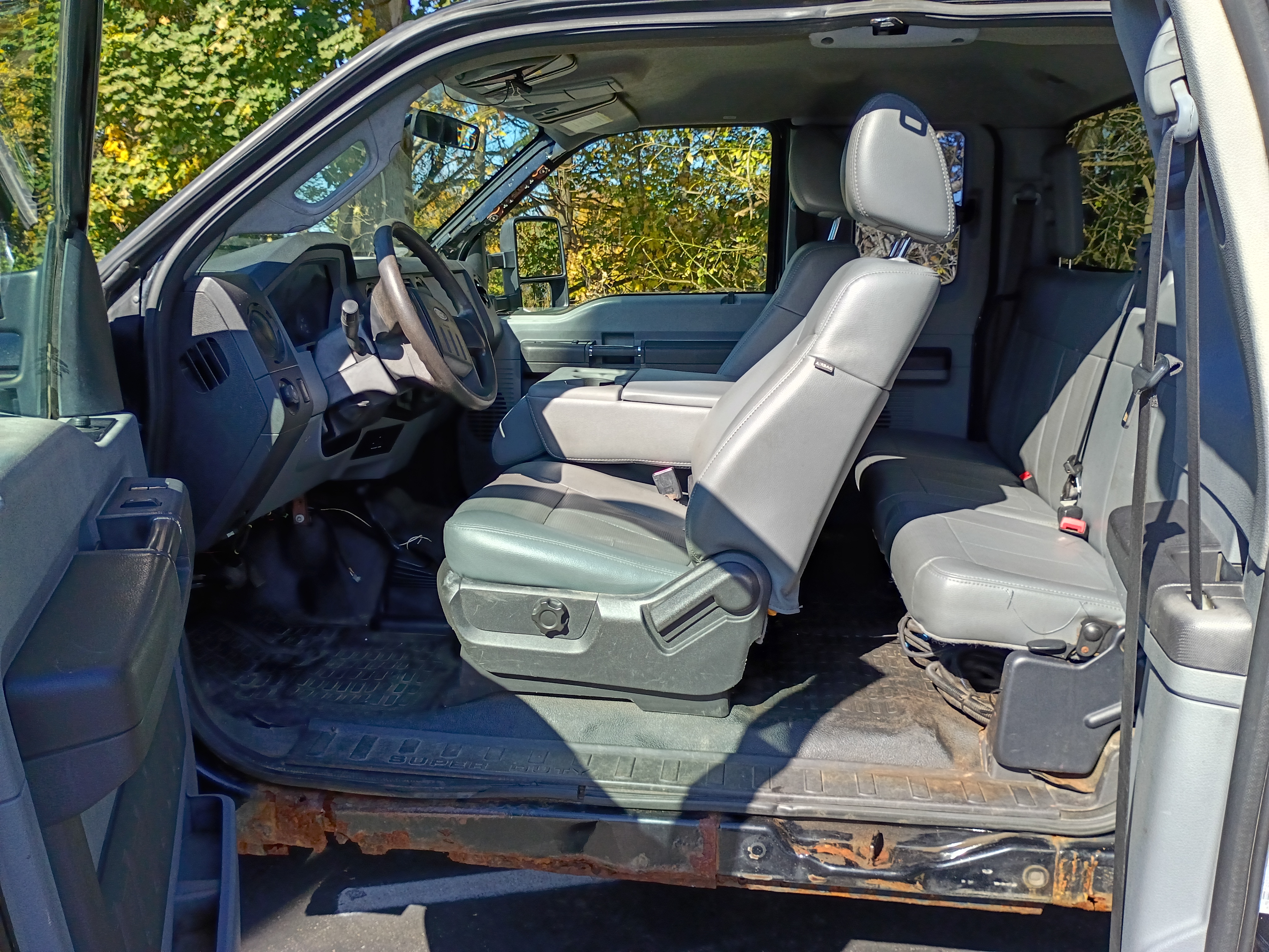 Used 2011 Ford F250 XL w/ PWR Equipment Group AWD/4WD image 15