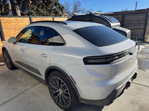 Used 2024 Porsche Macan 4 Electric image 1