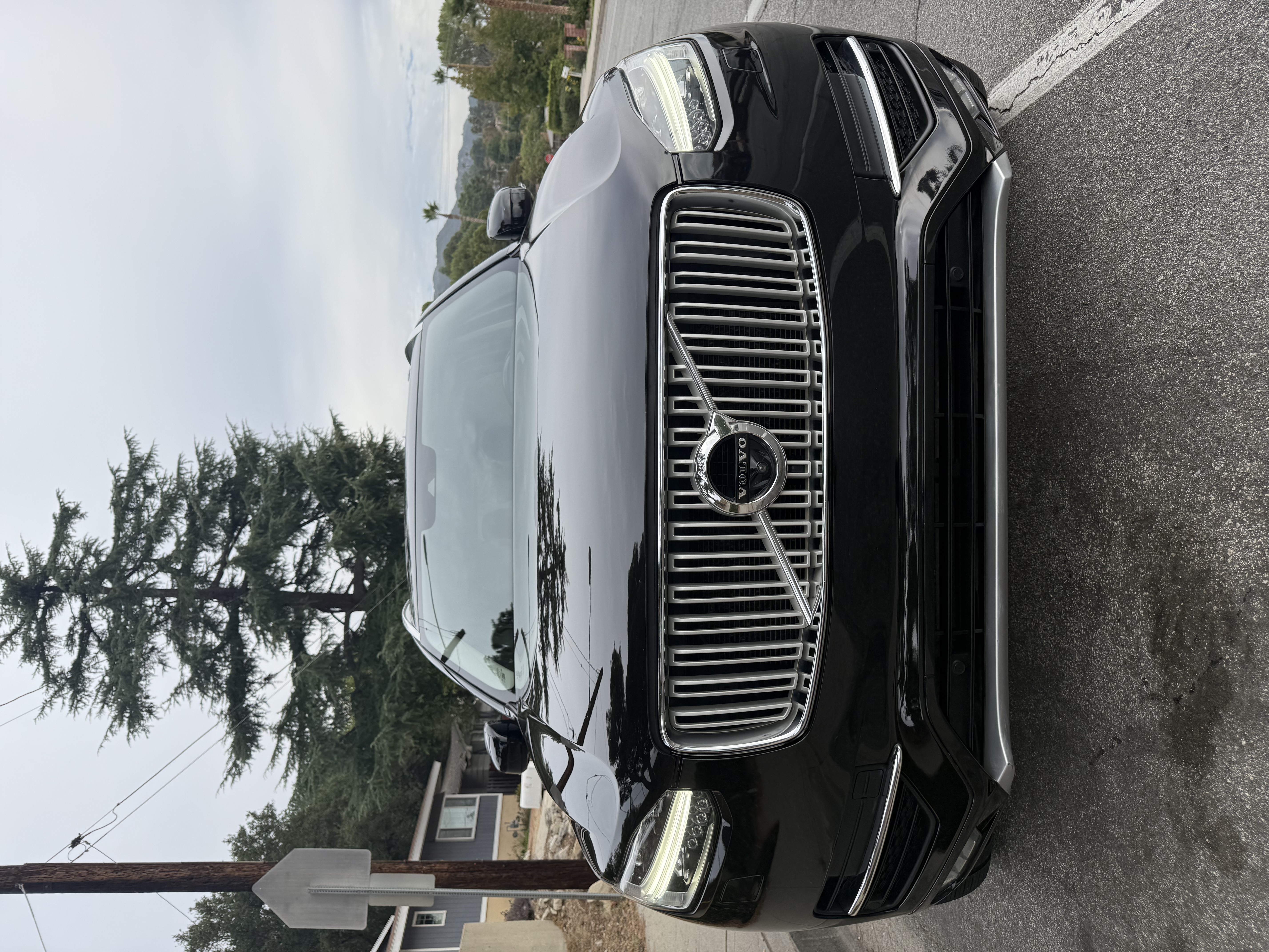 Used 2018 Volvo XC90 T6 Inscription w/ Convenience Package AWD/4WD image 2