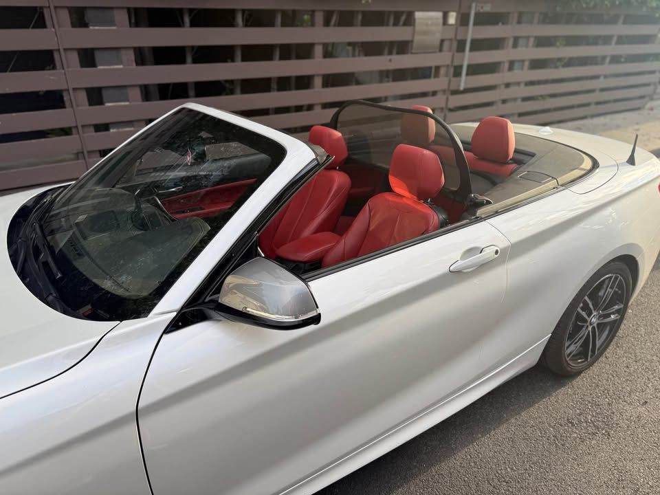 Used 2018 BMW M240i Convertible w/ Premium Package RWD image 4