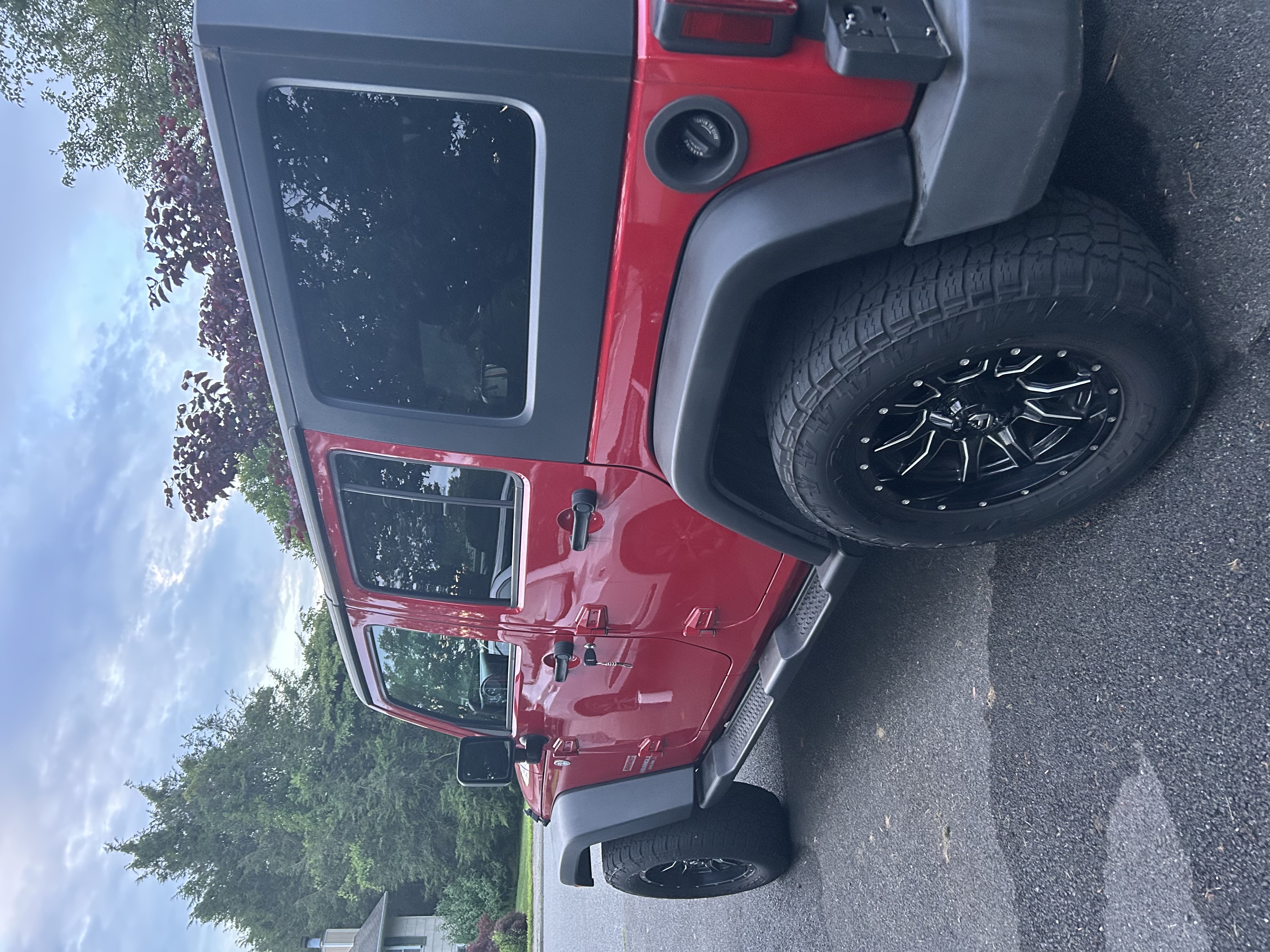 Used 2011 Jeep Wrangler Unlimited Sport AWD/4WD image 4