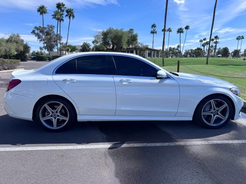 Used 2018 Mercedes-Benz C 300 Sedan image 5