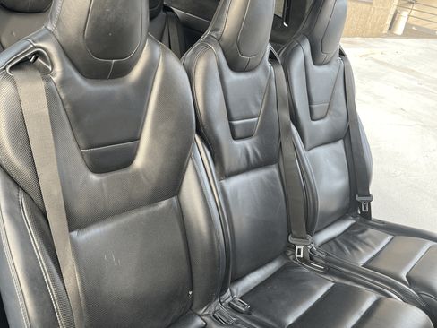 Used 2016 Tesla Model X Performance image 25