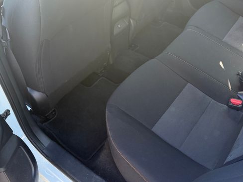 Used 2022 Nissan Sentra SR w/ Lighting Package FWD image 12