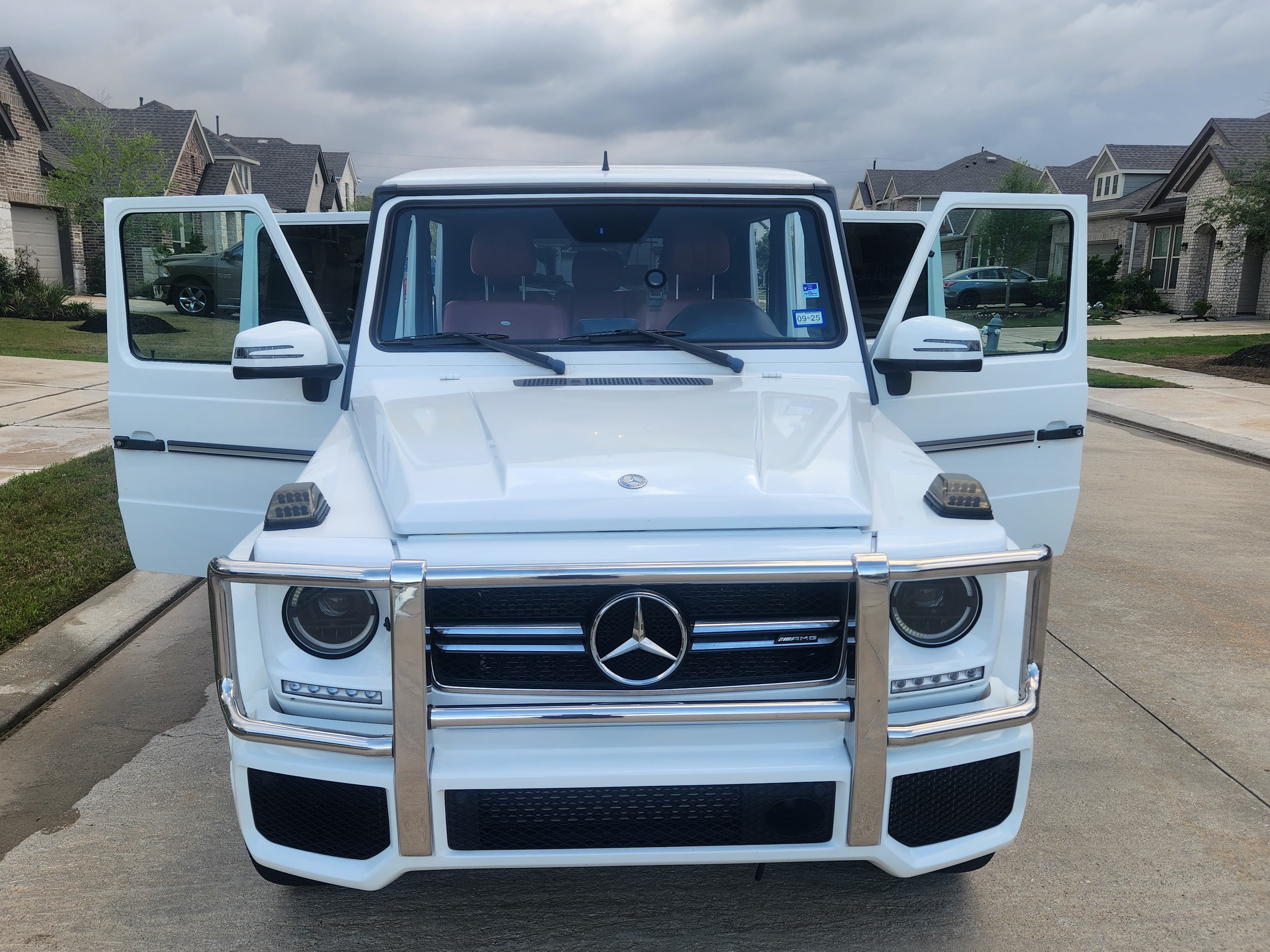 Used 2016 Mercedes-Benz G 63 AMG 4MATIC image 2