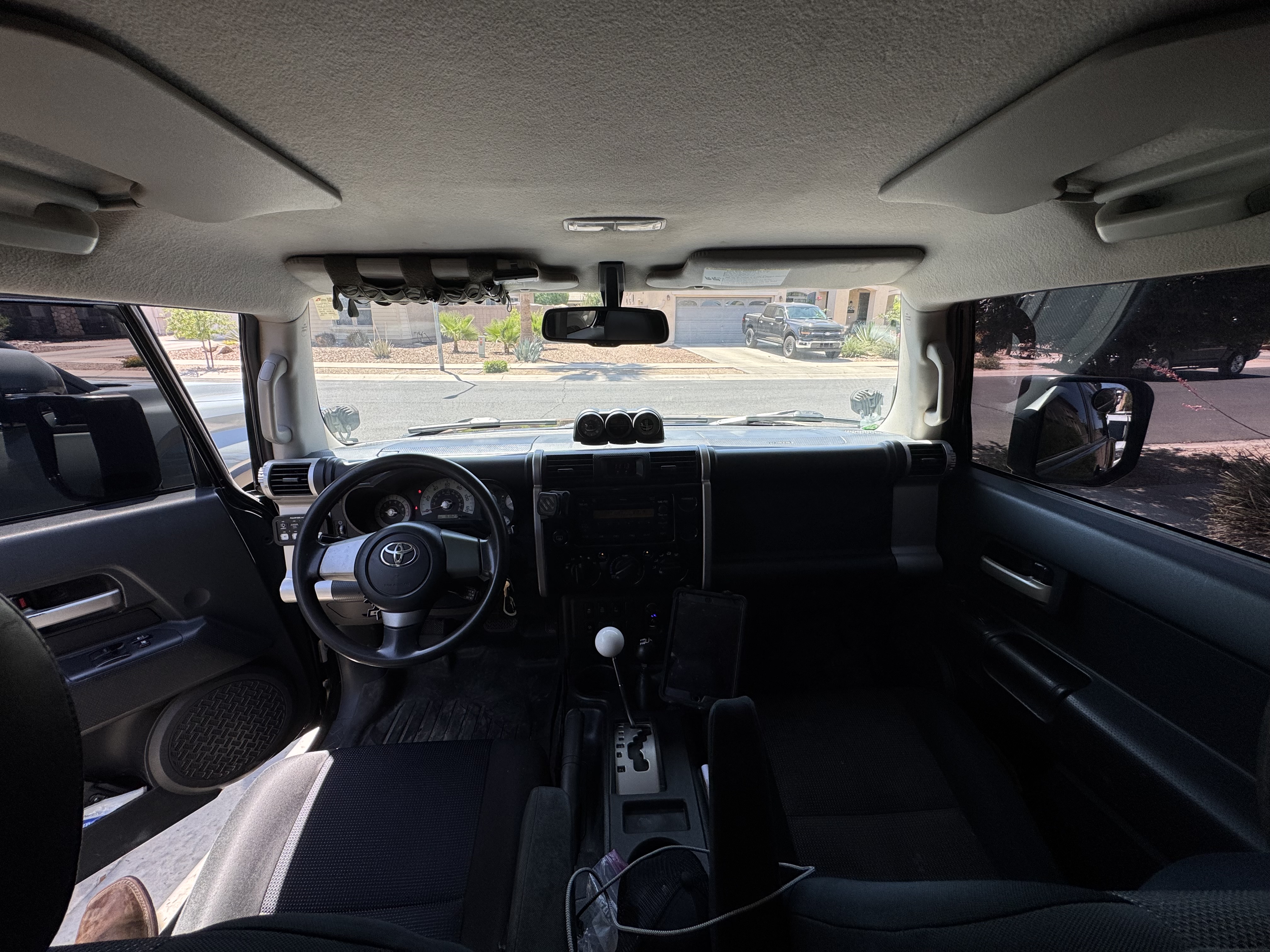 Used 2010 Toyota FJ Cruiser 4WD image 23