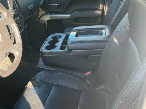 Used 2018 Chevrolet Silverado 1500 LT image 8