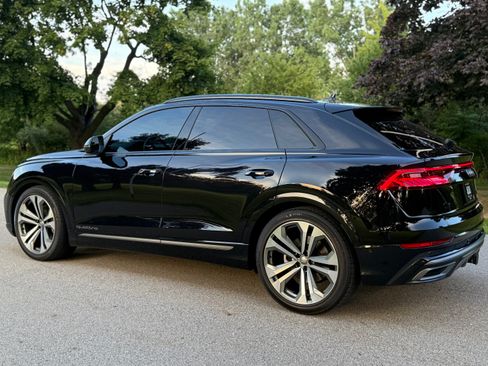 Used 2019 Audi Q8 Prestige image 10