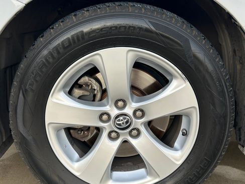 Used 2018 Toyota Sienna LE FWD image 12