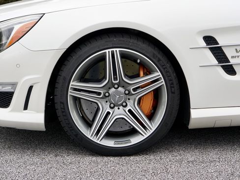 Used 2013 Mercedes-Benz SL 63 AMG image 27