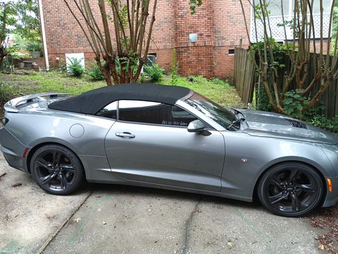 Used 2020 Chevrolet Camaro SS image 4