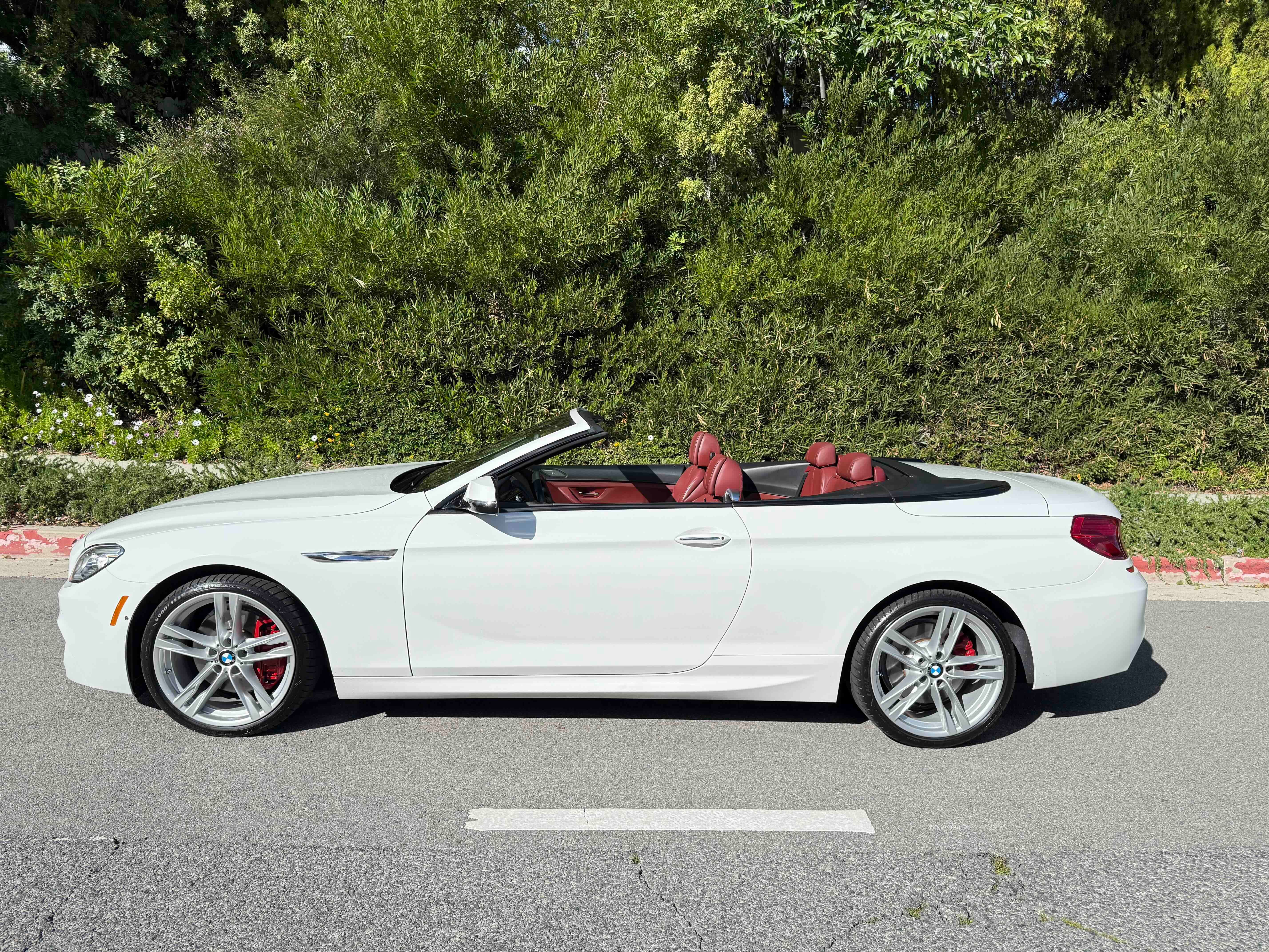 Used 2016 BMW 650i Convertible RWD image 2
