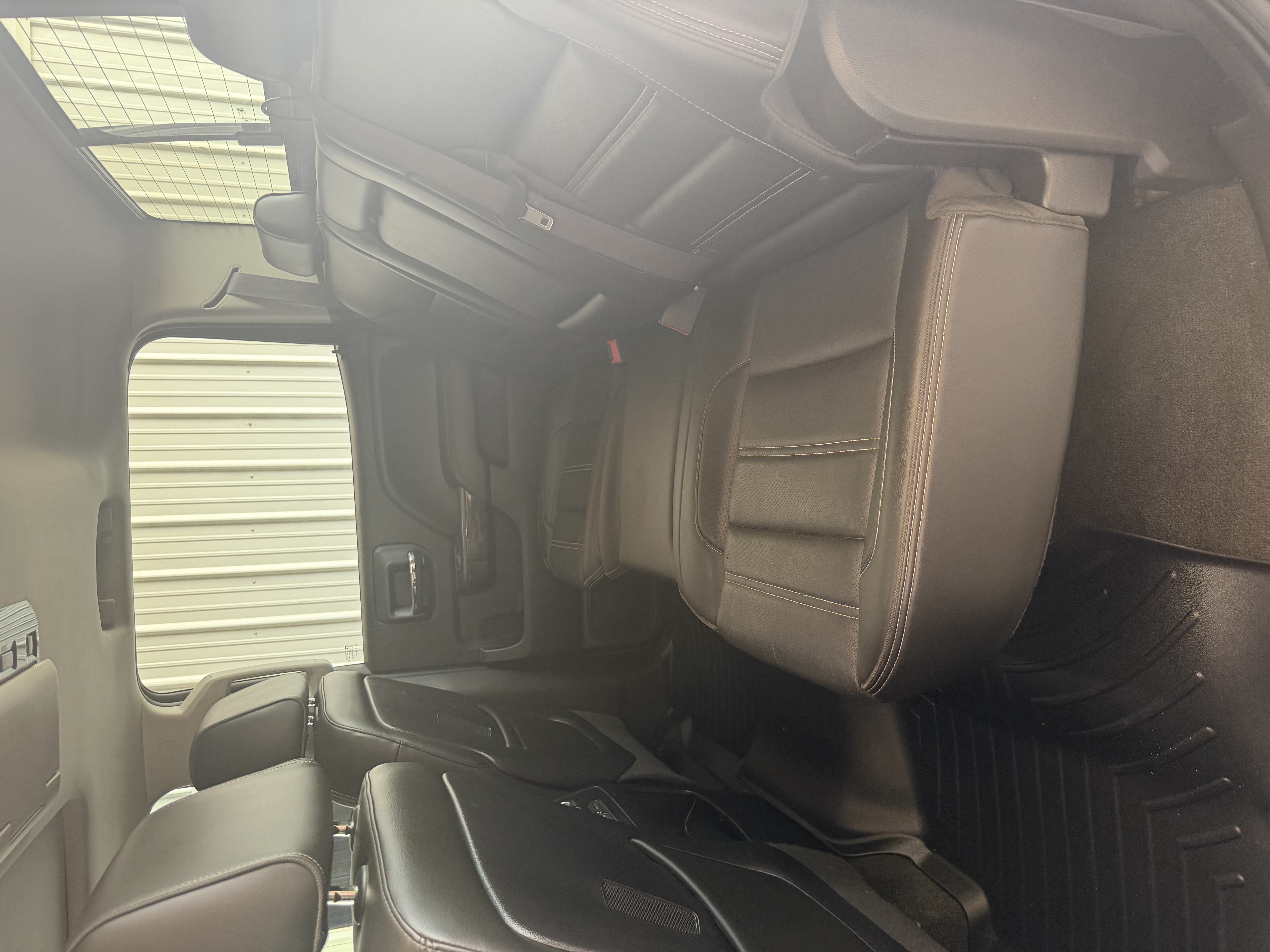 Used 2015 GMC Sierra 2500 Denali w/ Duramax Plus Package AWD/4WD image 23