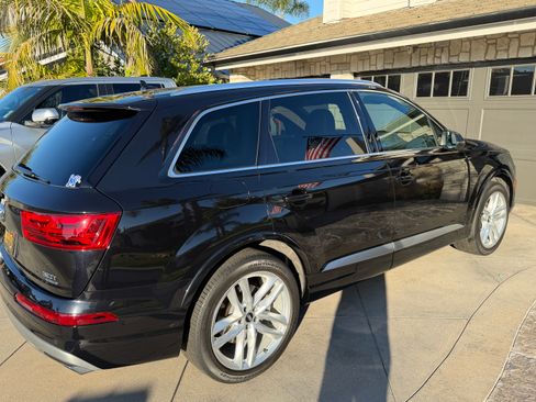 Used 2018 Audi Q7 3.0T Prestige image 1
