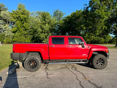 Used 2009 HUMMER H3T w/ Appearance Package AWD/4WD image 1