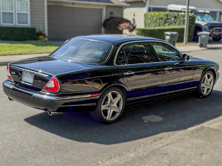 Used 2005 Jaguar XJ Vanden Plas RWD image 5