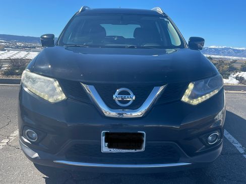 Used 2016 Nissan Rogue SL w/ SL Premium Package image 4