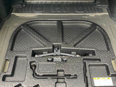 Used 2016 Toyota Camry SE image 14