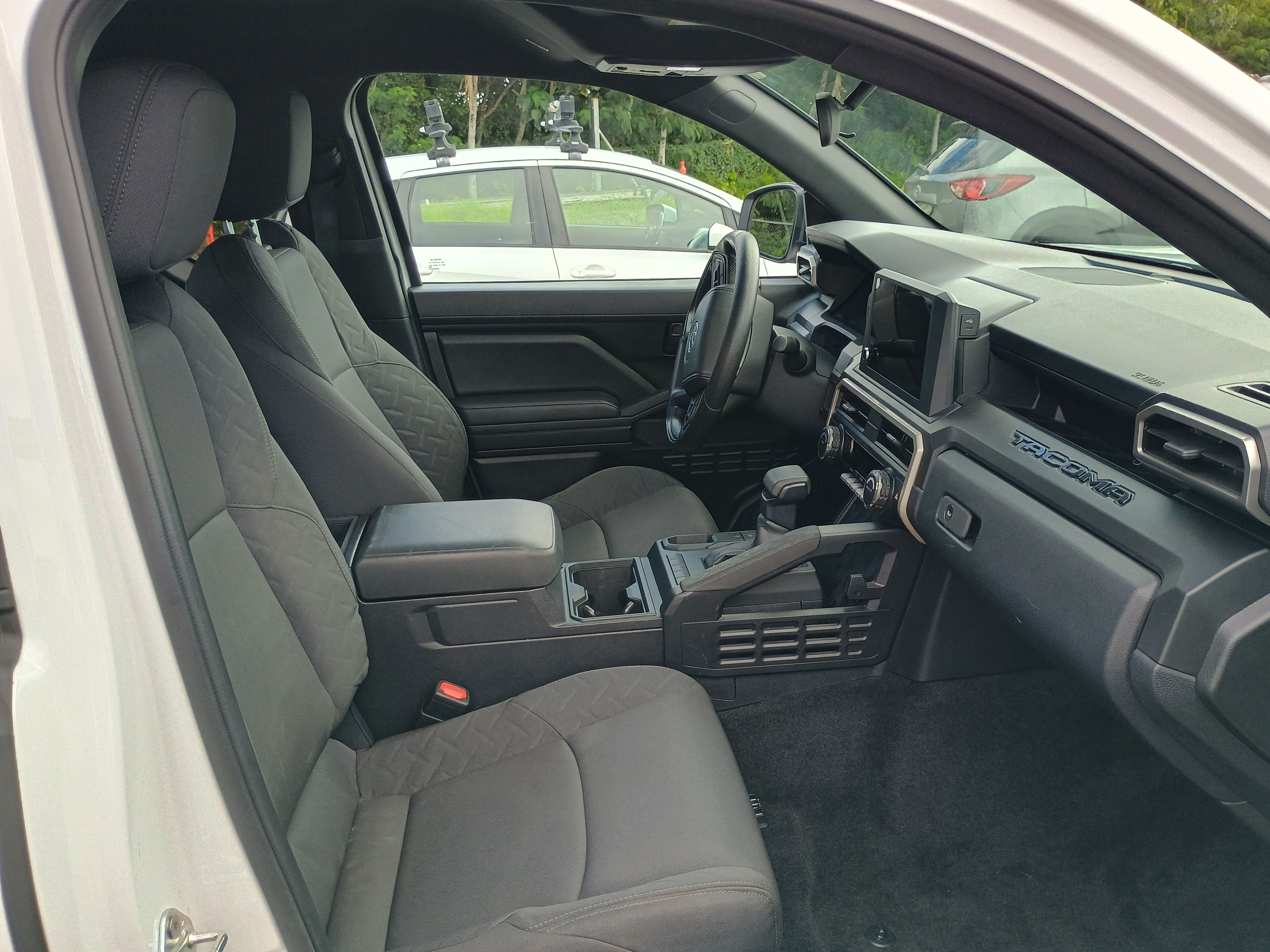 Used 2025 Toyota Tacoma SR RWD image 11