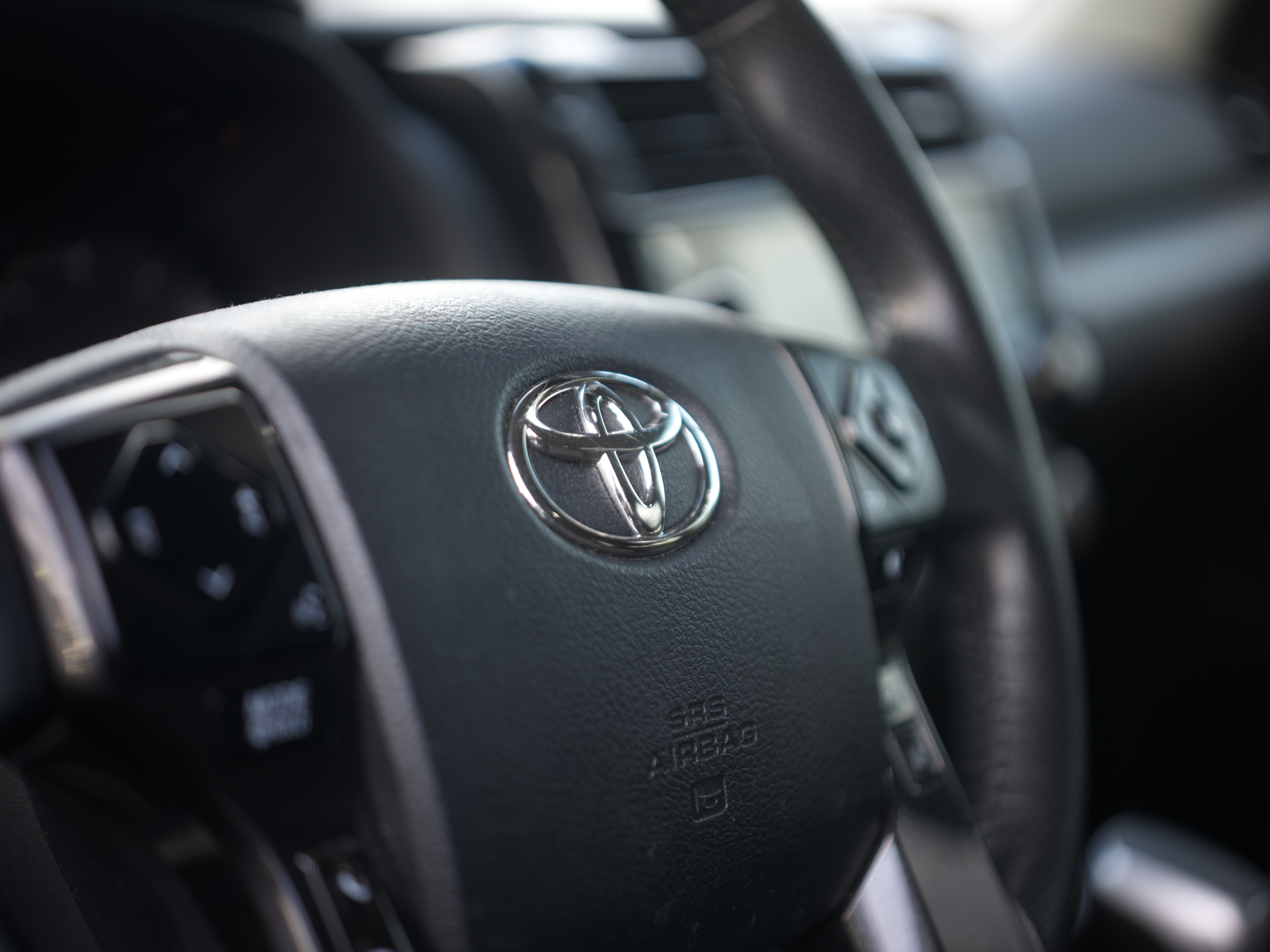 Used 2021 Toyota 4Runner TRD Off-Road AWD/4WD image 14