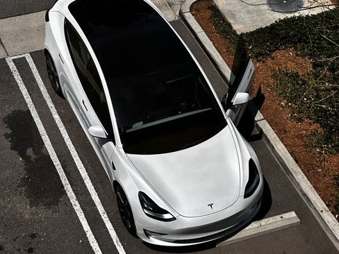 Used 2020 Tesla Model 3 Performance image 5