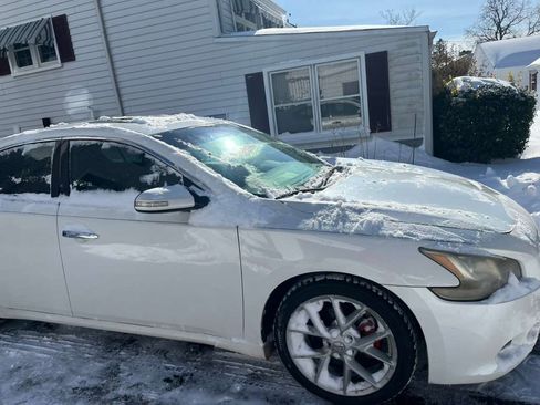Used 2009 Nissan Maxima 3.5 SV w/ Sport Pkg image 4