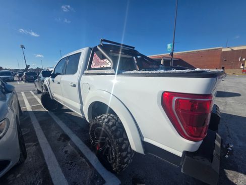 Used 2021 Ford F150 XLT w/ Equipment Group 302A High image 13