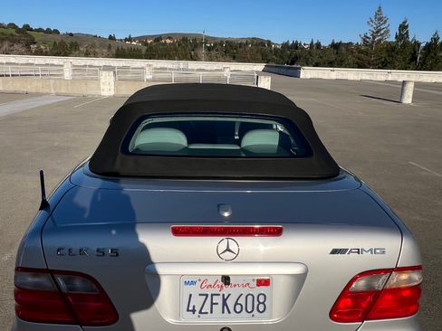 Used 2000 Mercedes-Benz CLK 320 CLK 320 Cabriolet 2D image 11