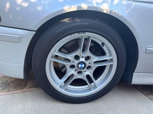 Used 2001 BMW 540i Sedan image 26