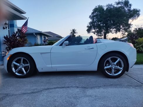 Used 2008 Saturn Sky w/ Premium Trim Package RWD image 26