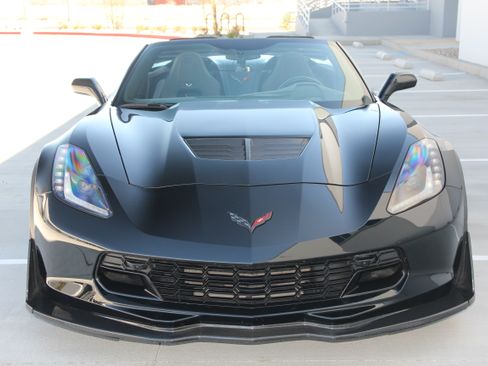 Used 2017 Chevrolet Corvette Z06 image 9
