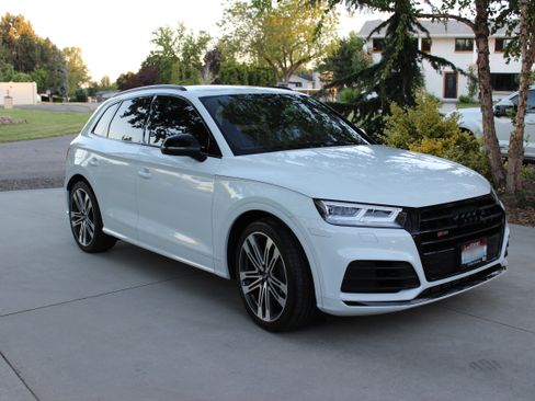 Used 2020 Audi SQ5 Premium Plus AWD/4WD image 2