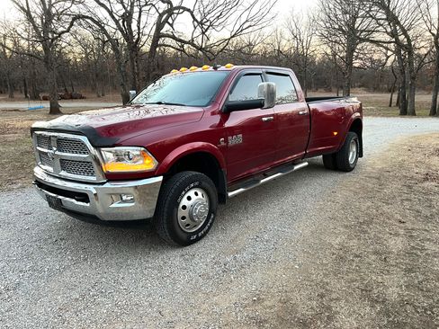 Used 2015 RAM 3500 Laramie image 1