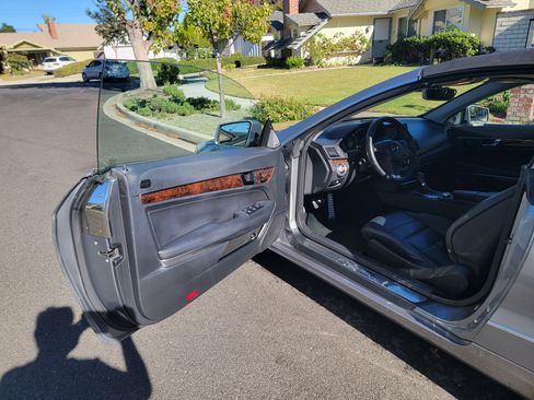 Used 2011 Mercedes-Benz E 350 Cabriolet image 13