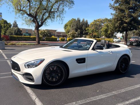 Used 2019 Mercedes-Benz AMG GT Roadster image 12