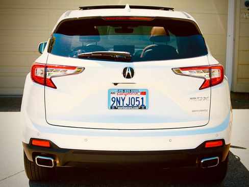 Used 2024 Acura RDX SH-AWD w/ Technology Package image 28