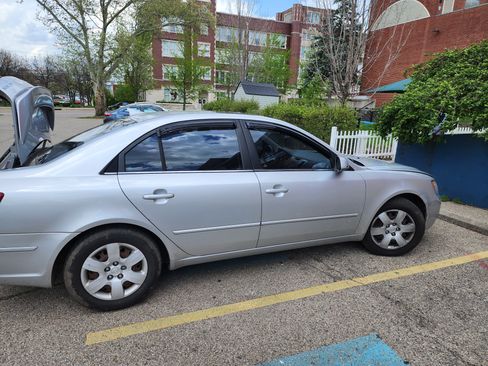 Used 2009 Hyundai Sonata GLS image 12