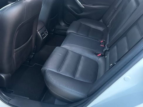 Used 2017 MAZDA MAZDA6 Grand Touring image 11