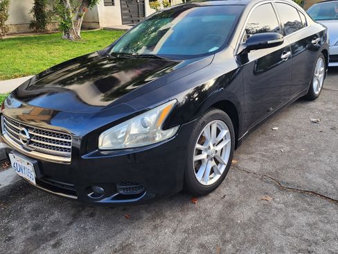 Used 2011 Nissan Maxima 3.5 SV w/ Premium Pkg image 1