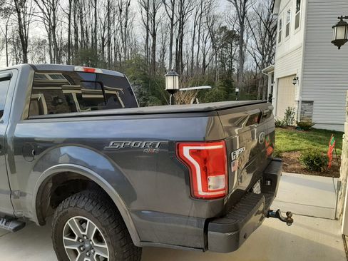 Used 2015 Ford F150 XLT w/ Equipment Group 302A Luxury image 6