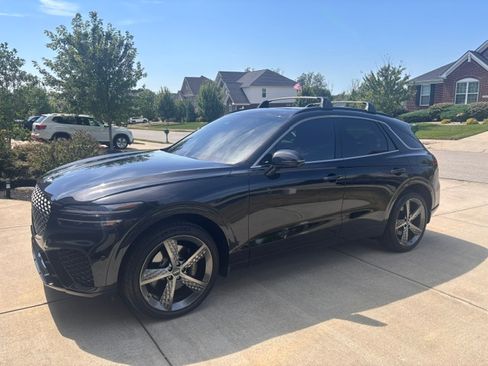 Used 2024 Genesis GV70 3.5T Sport w/ Sport Advanced Package AWD/4WD image 1