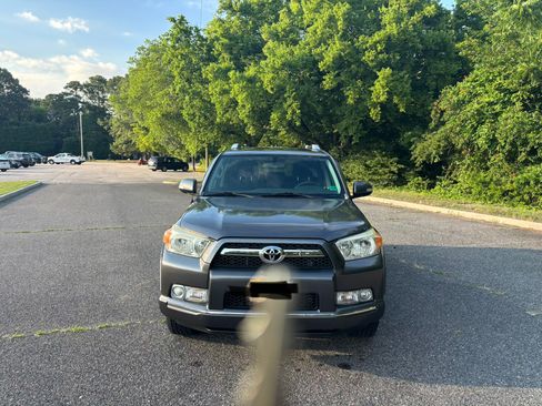 Used 2012 Toyota 4Runner SR5 w/ Convenience Pkg RWD image 16