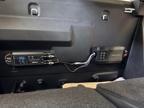 Used 2023 Toyota Tundra SR5 w/ SR5 Premium Package image 17